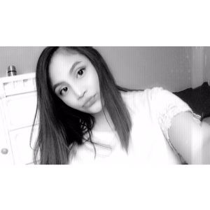 Meet your Posher, Lupita